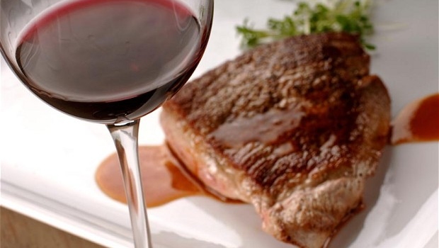 Неклассический стейк-хаус открыл свои двери в Северной Столице